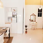 Amparito apartment historical center